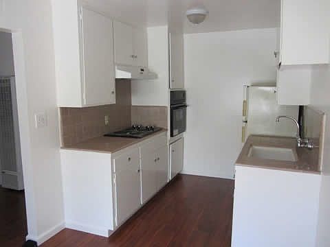 2nd image of 4482 Hamilton Ave APT A
