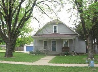304 N 8th St, Conway Springs, KS 67031