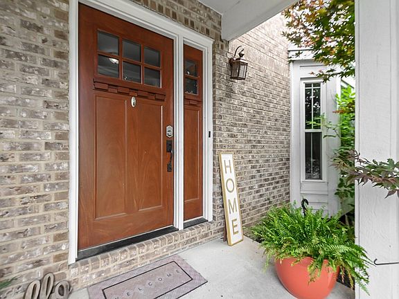 2nd image of 281 Highmeadows Village Dr
