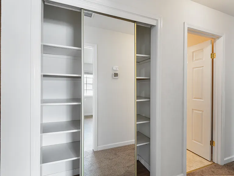 109 Ginos Ct — Photo 16