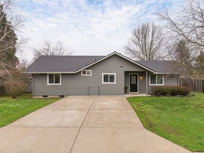 1695 Monterey Ln, Eugene, OR, 97401