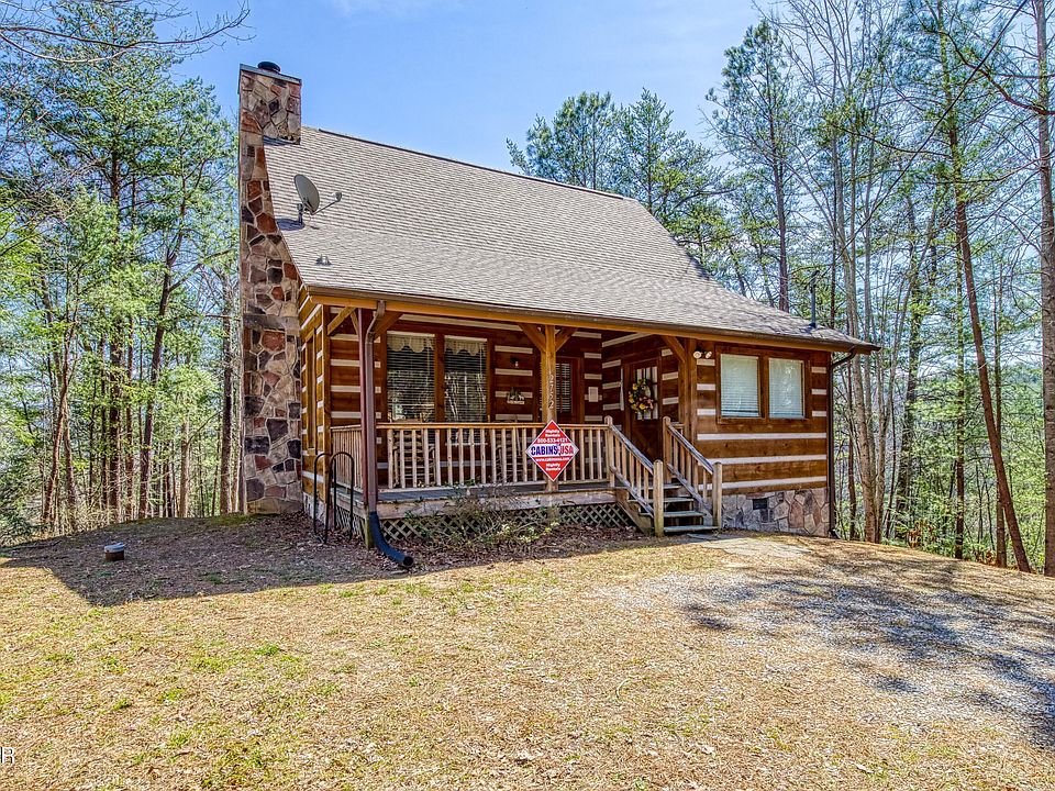 1st image of 2752 Blue Springs Way