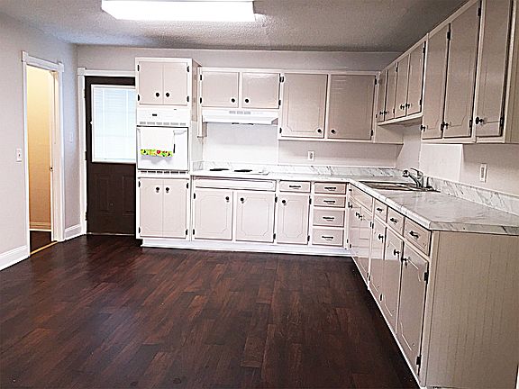 4th image of 2803 Barbara Dr NW