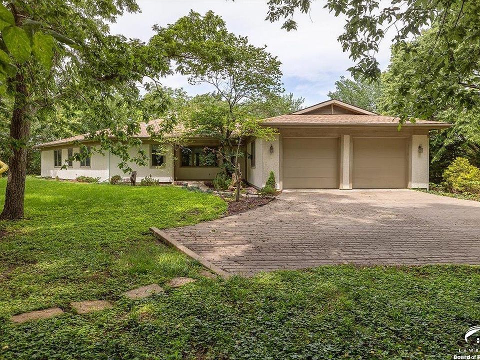 1st image of 1825 Castle Pine Ct