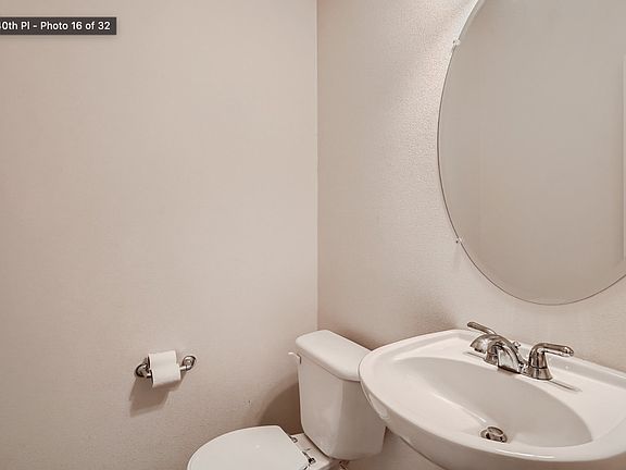 5th image of 8910 NE 40th Pl