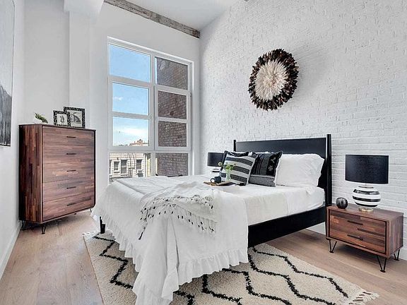 3rd image of 5-33 48th Ave #3D