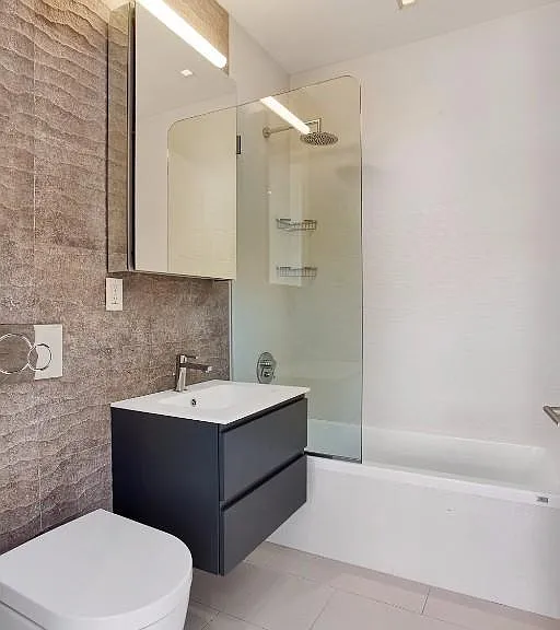 195 Stanton St #R2E2 — Photo 5