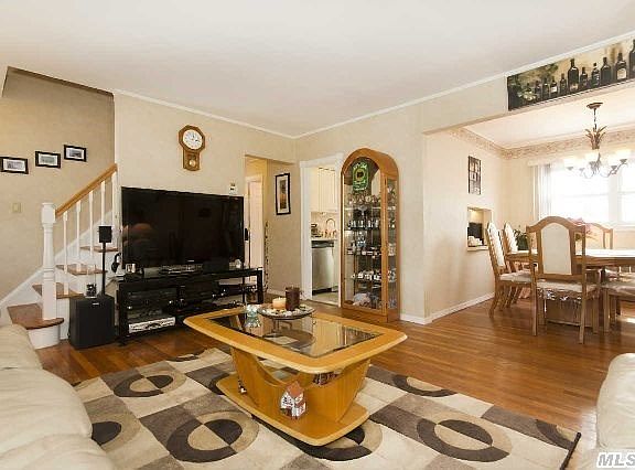 2nd image of 1227 Arlington Ave