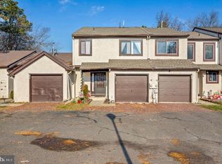 81 Five Crown Royal, Marlton, NJ 08053