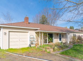 1539 Grand Ave, Medford, OR 97504