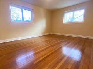 302 N Yakima Ave APT B, Tacoma, WA 98403