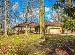 9620 Saratoga Rd, Fort Wayne, IN 46804