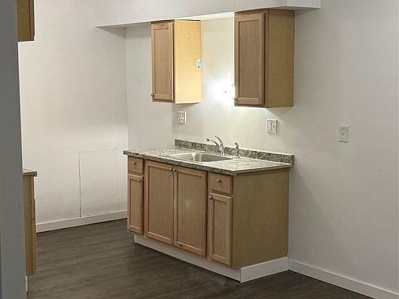 5th image of 10101 Cadieux Rd