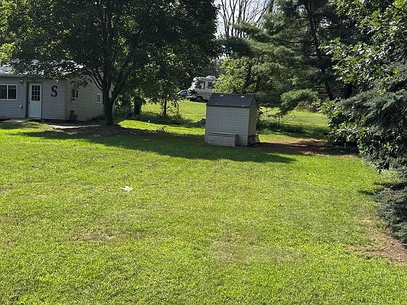 3rd image of 12116 Black Creek St