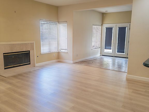 4th image of 30556 Mallorca Way