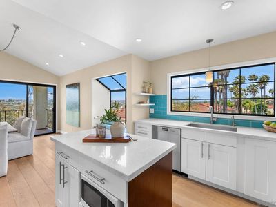 3127 Vista Rica, Carlsbad, CA, 92009