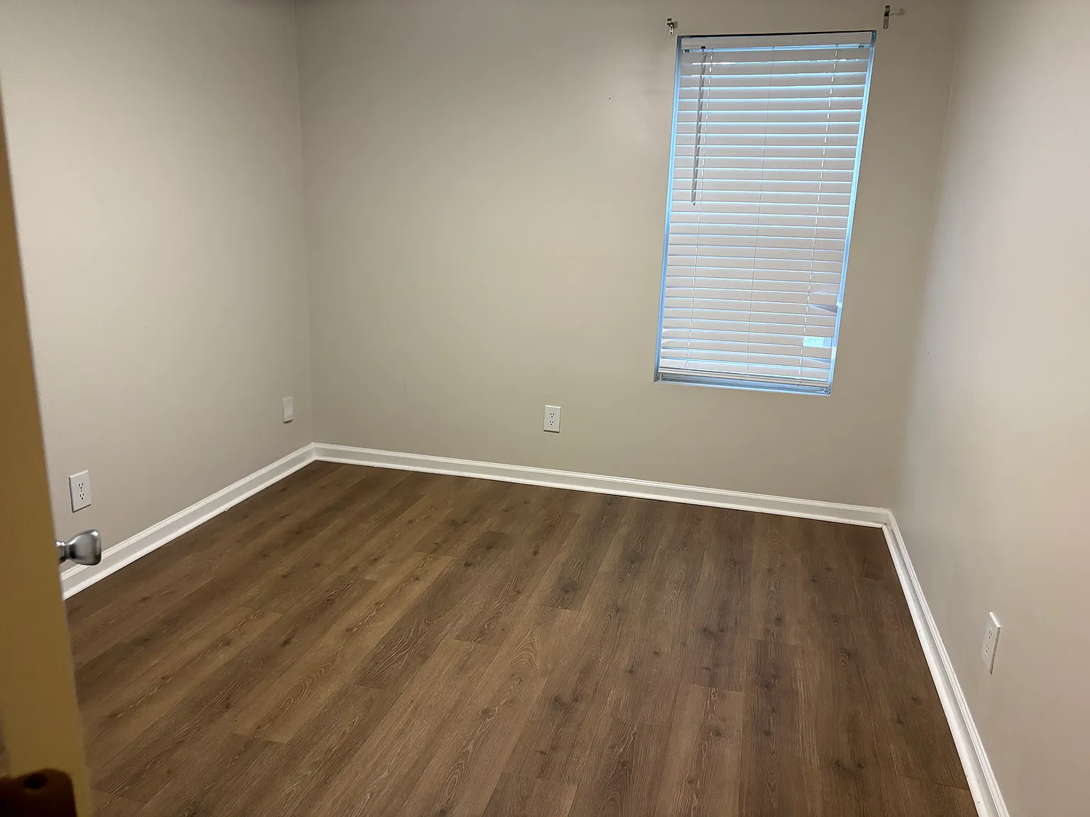 232 Okehampton Dr — Photo 3