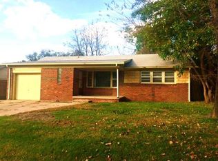 7422 E Lincoln St, Wichita, KS 67207