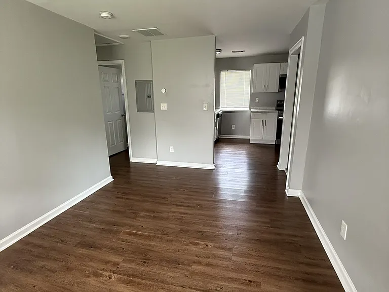 641 Formwalt St SW #4 — Photo 7