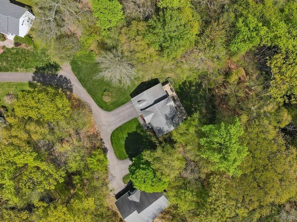 59 Cedar Hill Rd, Milford, CT 06461