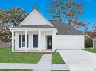 1156 Ivy St, Denham Springs, LA 70726