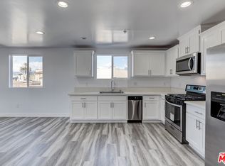 2112 Carmona Ave, Los Angeles, CA 90016