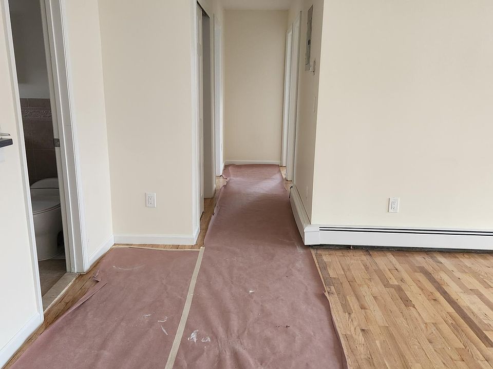 1st image of 3000 Kingsland Ave Floor 1