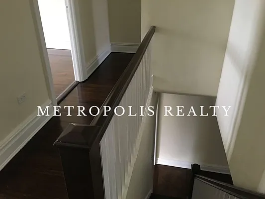 Rented by Metropolis International Realty Inc. | media 23