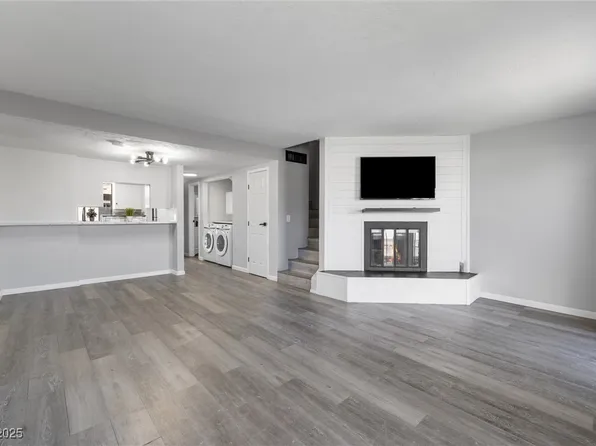 6442 Ironbark Ln, Las Vegas, NV 89107