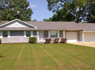 514 Shore Dr, Big Sandy, TN 38221
