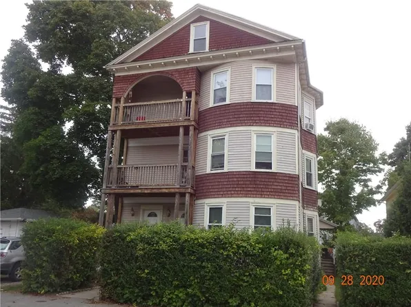 104-106 Lakewood St, Worcester, MA 01603