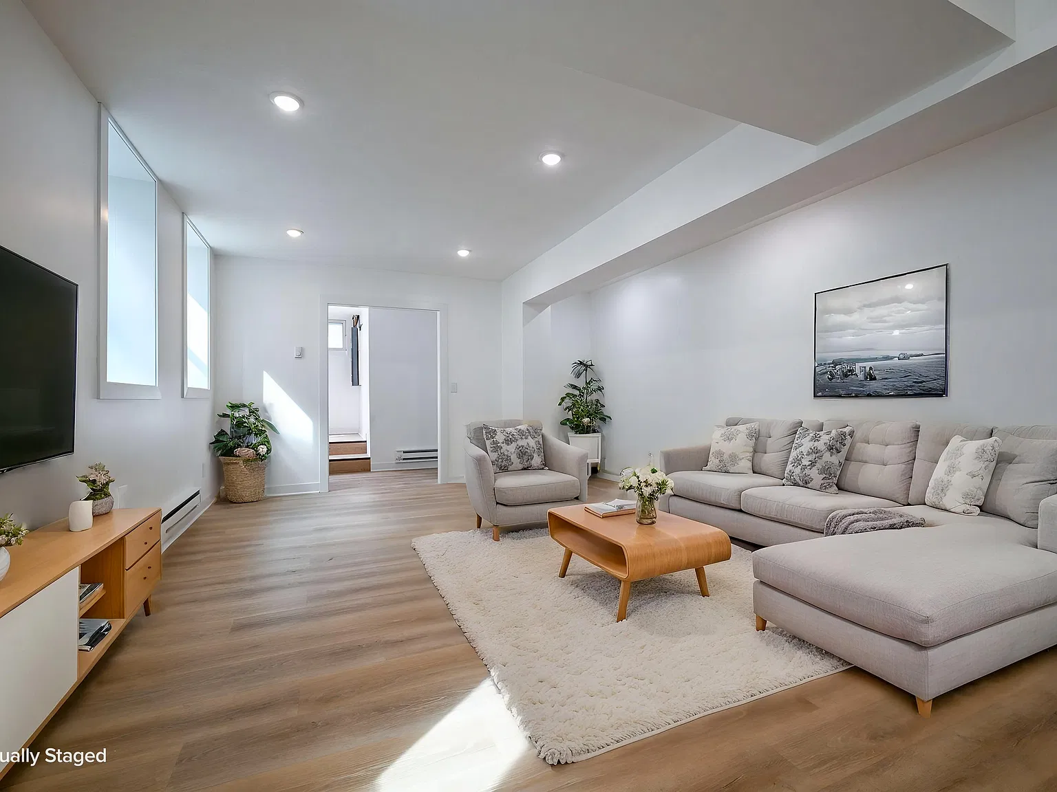 2 bed, 1200 sqft, $2,495 — Photo 2