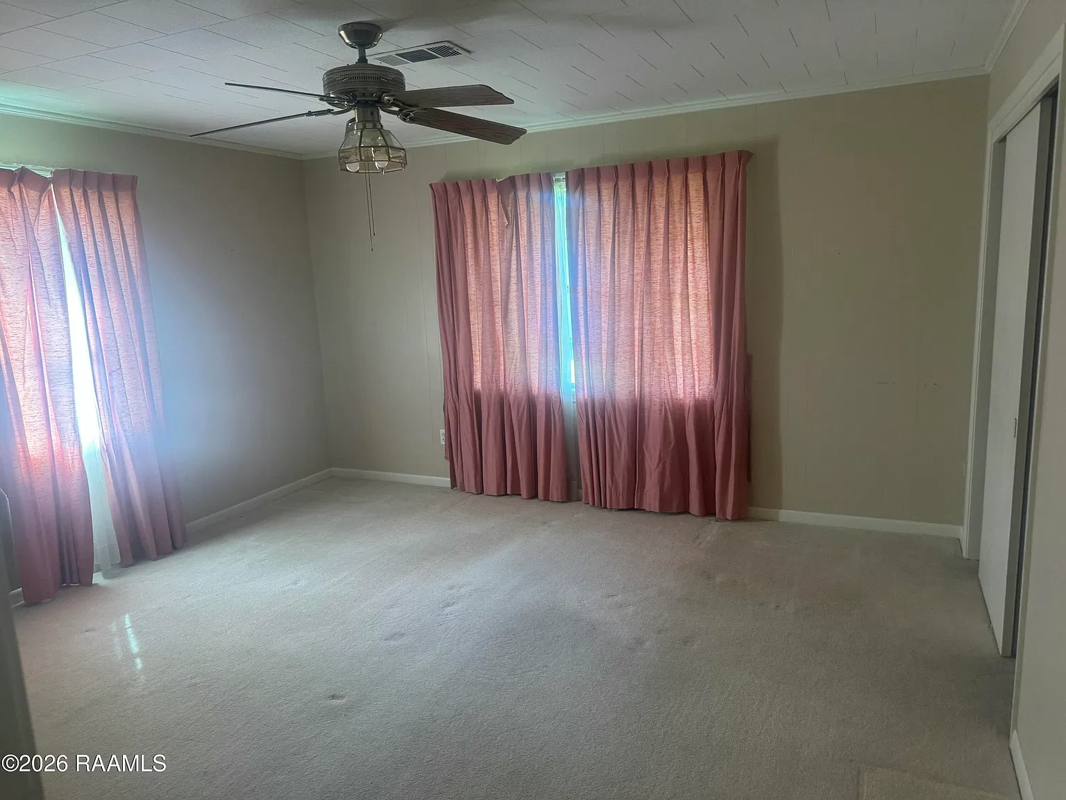 3 bed, 1800 sqft, $1,750 — Photo 2