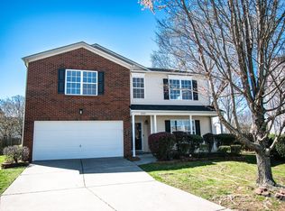 8705 Donnellson Common Ct, Charlotte, NC 28216