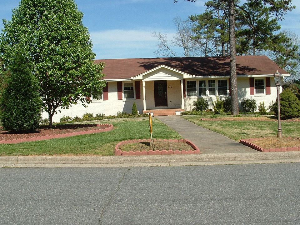 1st image of 577 Foxwood Dr SE