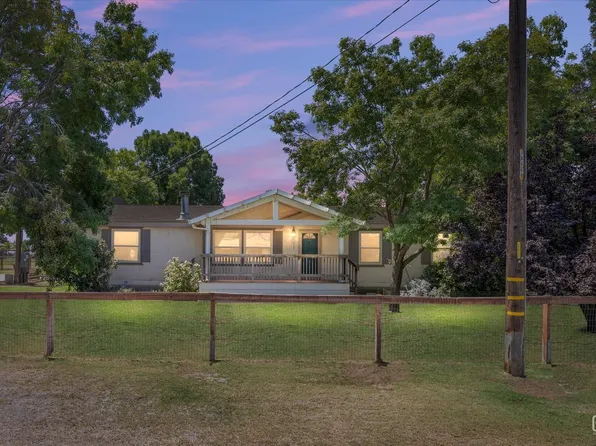 12300 Glen Ct, Bakersfield, CA 93307