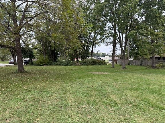 2nd image of N 27th St
