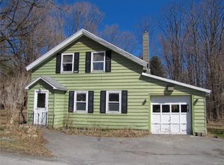 5 Laurel Pl, Clinton, NY 13323