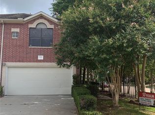 3720 Link Valley Dr, Houston, TX 77025