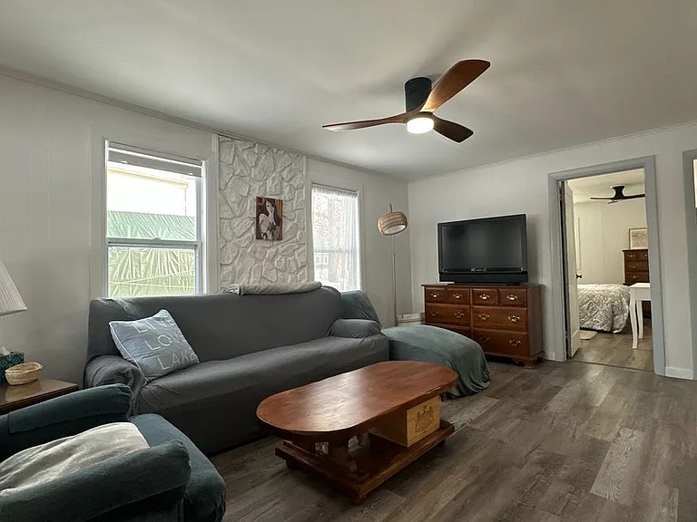 11 Cordially Colony — Photo 6