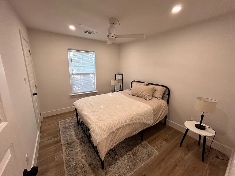1023 Strickland St — Photo 25