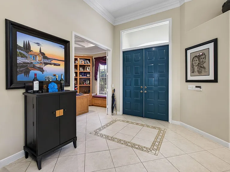 1048 Diamond Head Way — Photo 5