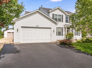 2383 Iroquois Ln, Yorkville, IL 60560