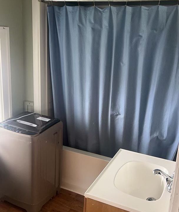 229 Michigan Avenue 229 Michigan Ave Monroe MI Zillow