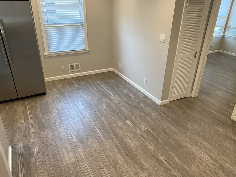 256 Mariposa St — Photo 5