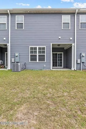310 S Stingray Ln — Photo 3