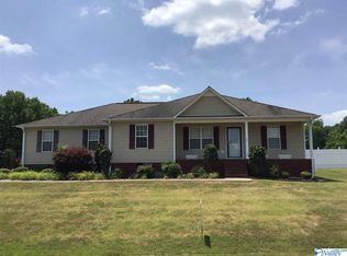 40 Temple Xing, Arab, AL 35016