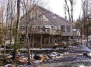 1st image of 578 Lakeview Dr