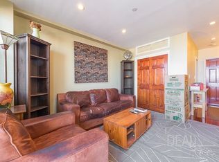 556 Vanderbilt Ave, Brooklyn, NY 11238