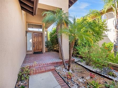 4th image of 10590 Costello Dr